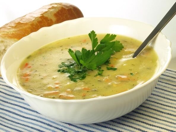 Zupa puree jarzynowe z rzepą w menu diety pitnej na odchudzanie